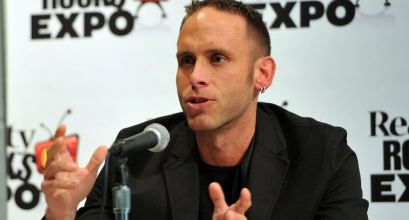 Celebrity Net Worth logo