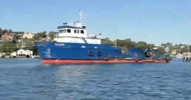 Six charged with trying to import tonne of cocaine on boat