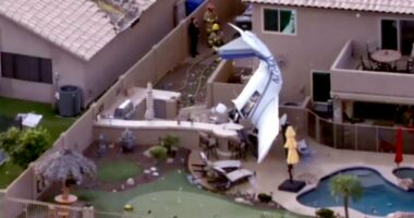 Small plane crashes into Phoenix home minutes after takeoff, injuring 3