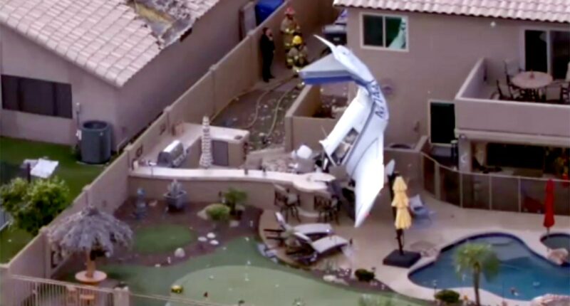 Small plane crashes into Phoenix home minutes after takeoff, injuring 3