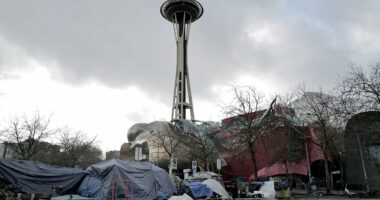 Starbucks quietly rents huge new office in Nashville for 2,500