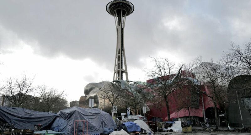 Starbucks quietly rents huge new office in Nashville for 2,500