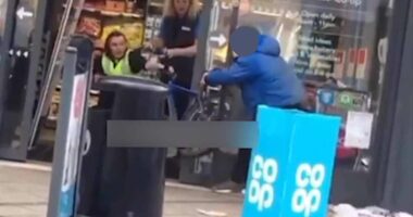 Supermarket staff face being sacked for intervening with shoplifters