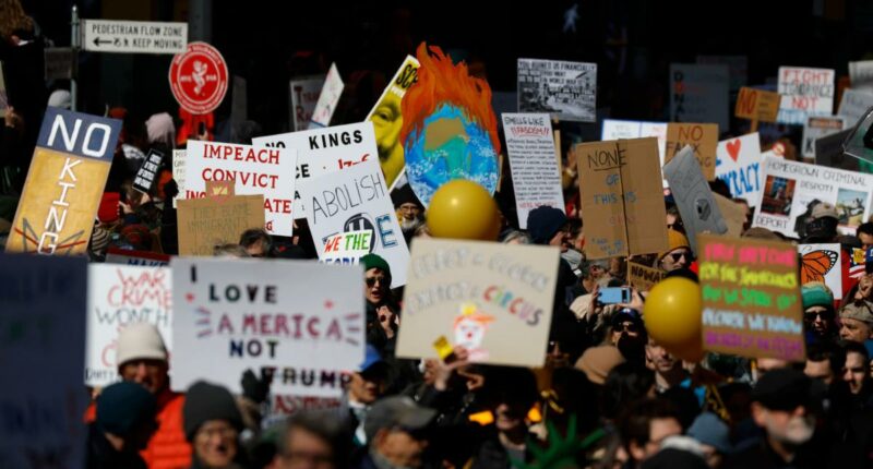 Tens of thousands of 'No Kings' protestors rally in Manhattan against Trump