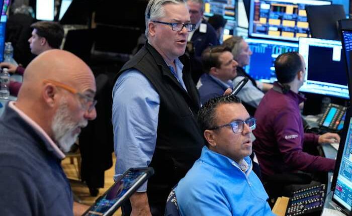 The war in Iran has shaken up financial markets. See the impact of the conflict, in five charts