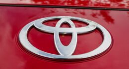 Toyota recalls 550,000 Highlander SUVs because seats may fail to lock