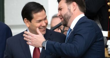 Trump deploys tactic to gauge who's more popular to be his successor