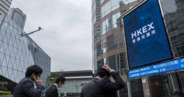 Trump extended deadline for attacks, peace deal