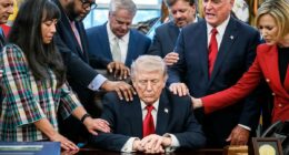 Trump promises to 'Make Iran Great Again'