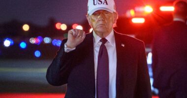 Trump reveals how long he expects Iran campaign to last â as he mourns US troops killed