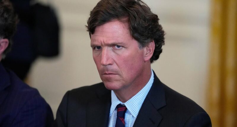 Tucker erupts at Laura Loomer as she links him to synagogue shooting