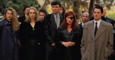 Twin Peaks director who won $105m in divorce issues bizarre new demand