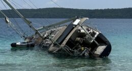 Two tonnes of cocaine found on sailboat in island paradise