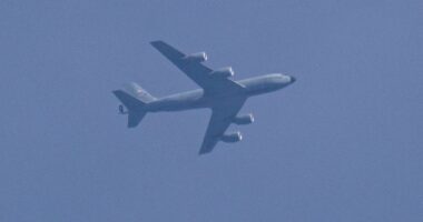 US Air Force plane declares emergency as it flies into UK base