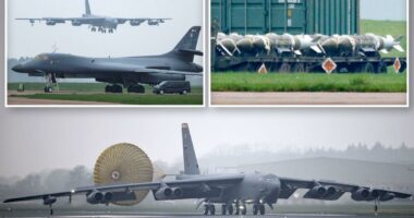 US sends B-52 bombers to UK as Pentagon promises new phase of Iran war