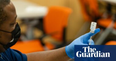 US vaccine panel retreats from mRNA Covid review ahead of midterms