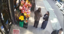 Video shows out-of-control NYC taxi plow into 2 women on sidewalk