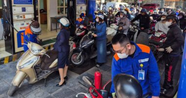 Vietnam urges work from home amid fuel supply, price crunch in Mideast