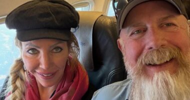 Wealthy Vegas couple trapped in Middle East has to flee through desert