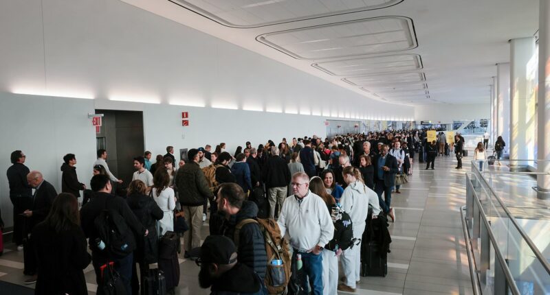 White House REJECTS Elon Musk's offer to pay TSA workers' salaries