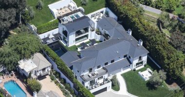 Woman who targeted Rihanna's home was caught over dirty car