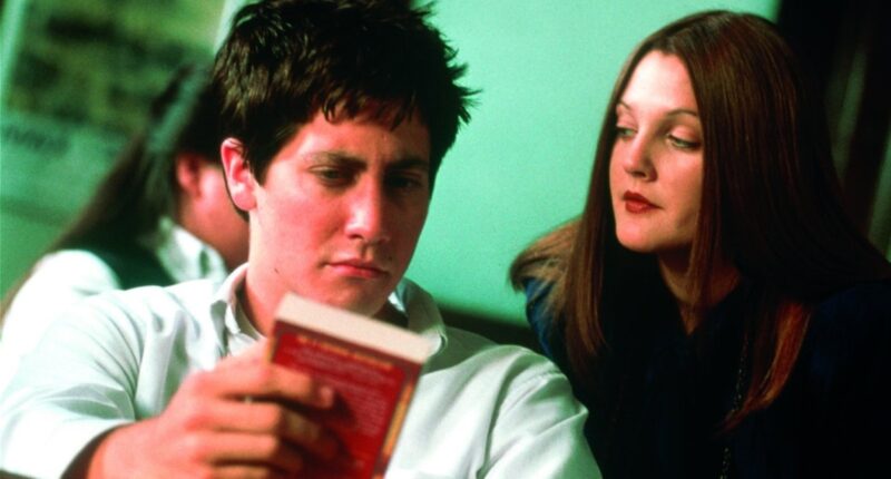 10 Cult Classic Movies Everyone Needs To Watch At Least Once