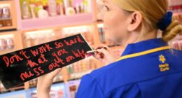 10 life lessons terminal patients always share, says end-of-life nurse