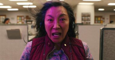 5 Mind-Bending Sci-Fi Movies Everyone Needs To Watch At Least Once