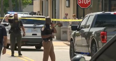 Active shooter opens fire at Louisiana mall food court