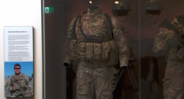 Ben Roberts-Smith displays to remain on show at Australian War Memorial