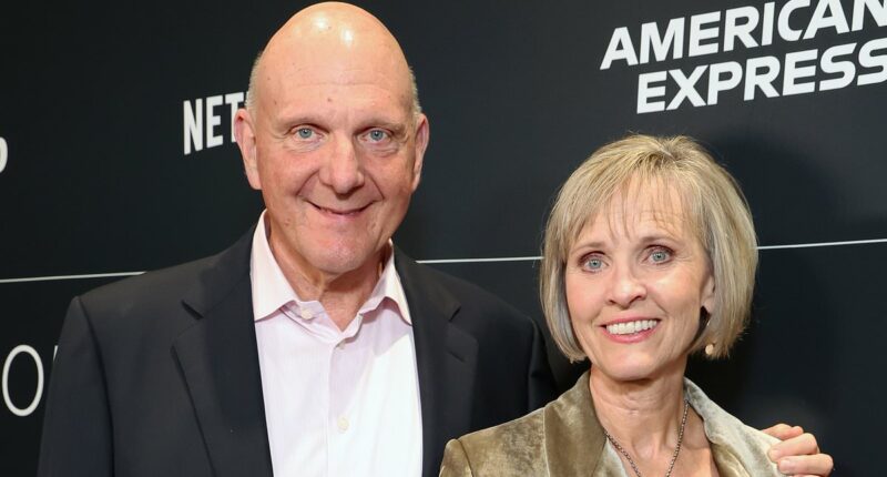 Billionaire NPR fan donates $80 million to radio station