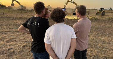 Billionaires set up new Texas town for 'start-up cowboys'