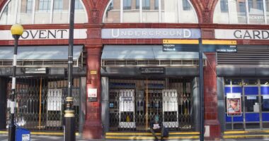 Calls to let normal Londoners apply to become £72K-a-year Tube drivers