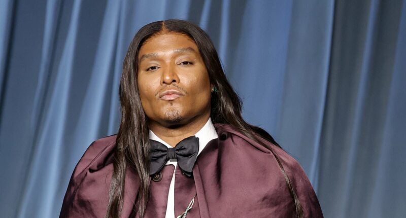 Celebrity stylist roasted for complaining about luxury airplane seat