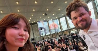 Chess player THANKS World No.1 after he snitched on her