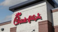 Chick-fil-A torched by customer after sandwich is compared years apart