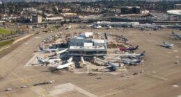 China warns against travelling to US after scholars accosted