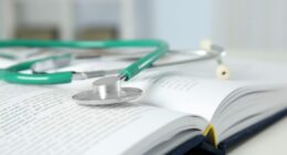 Cholesterol superfood that unclogs arteries is 'better than aspirin' doctor says