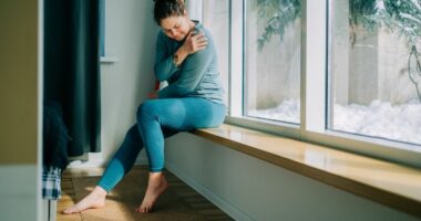 Common skin condition may trigger arthritis ‘at any age’