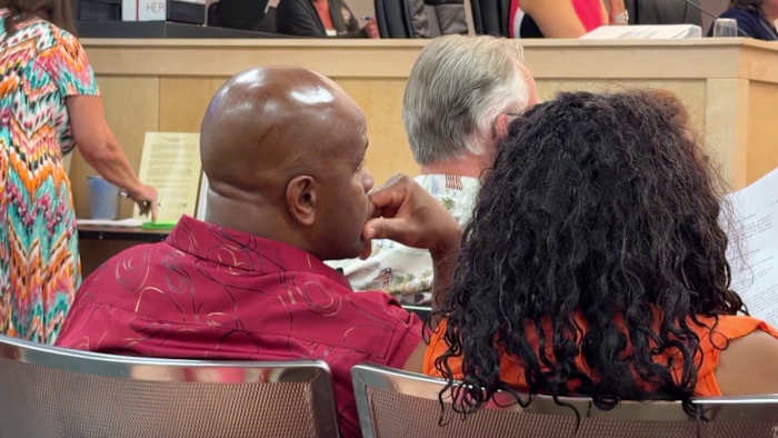 Daytona Beach City Commission tables contentious vote on city manager contract