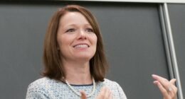 Dem Opposed Iowa ‘Back the Blue’ Law Before 3rd Race for Congress