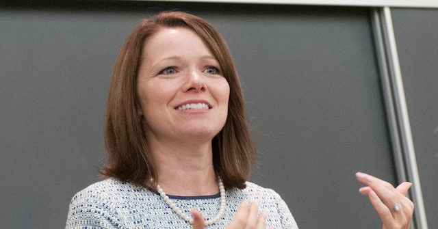 Dem Opposed Iowa ‘Back the Blue’ Law Before 3rd Race for Congress