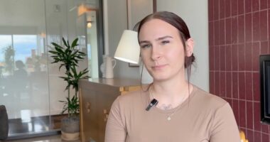 Deputy was mocked at work for breastfeeding, lawsuit says