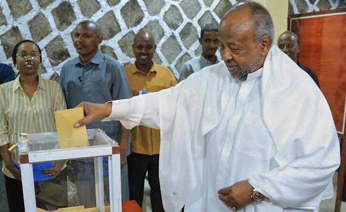 Djibouti President Ismaïl Omar Guelleh is reelected for a sixth term