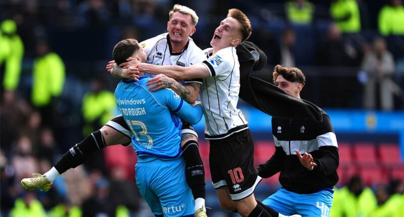Dunfermline keeper Aston Oxborough is their Hampden hero... after 120 minutes with nothing to do!