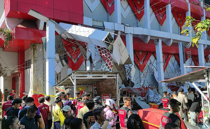 Earthquake in Indonesia kills at least 1 person and sets off small tsunami