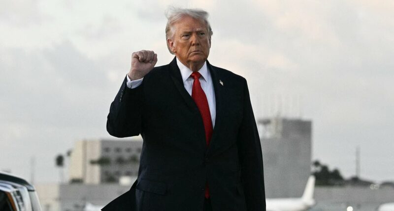 Experts issue dire warning about Trump's Hormuz order