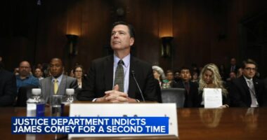 Former U.S. attorney for northern Illinois Patrick Fitzgerald representing ex-FBI Director James Comey in Trump threat case