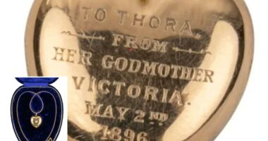 Gold locket gifted by Queen Victoria to granddaughter set to sell for over $3K at auction