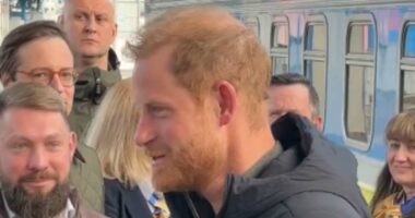 Harry's surprise visit to Kyiv and urges world not to forget Ukraine
